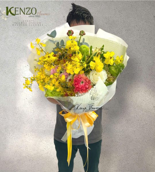 Phía Sau Một Cô Gái