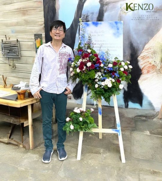 Hoa Kệ Chúc Mừng 50